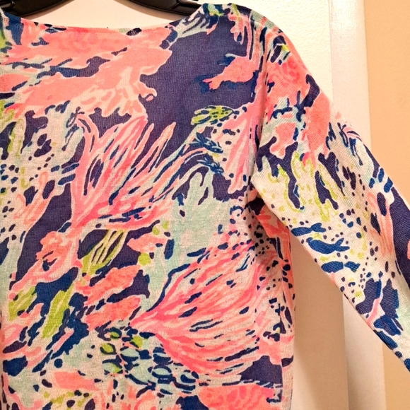 Lilly Pulitzer  Liesel  linen vneck lightweight sweater gold buttons each side S - Picture 4 of 5